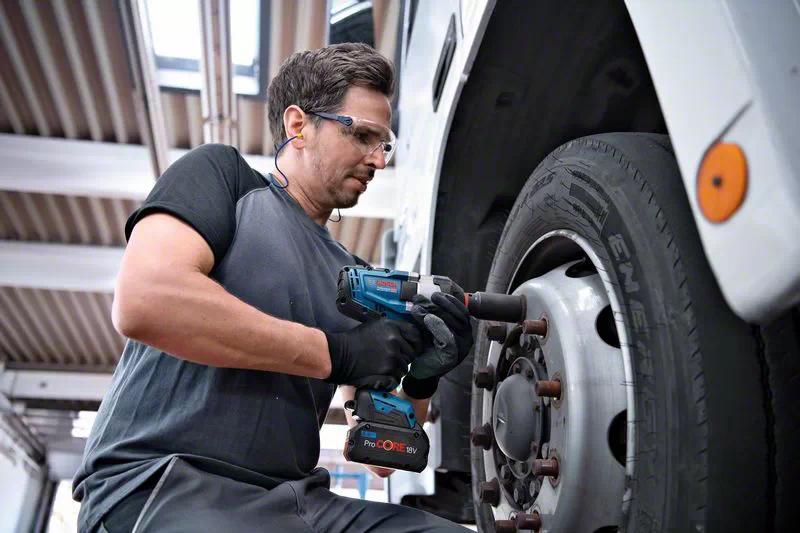 Bosch Profesyonel Seri - Bosch Profesyonel GDS 18V-1050 H Akülü Darbeli Somun Sıkma